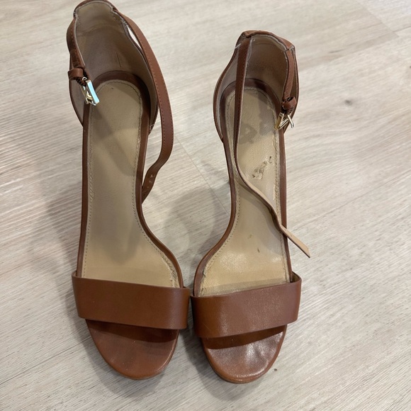 Elegant Brown Women's Heels - Picture 2 of 6